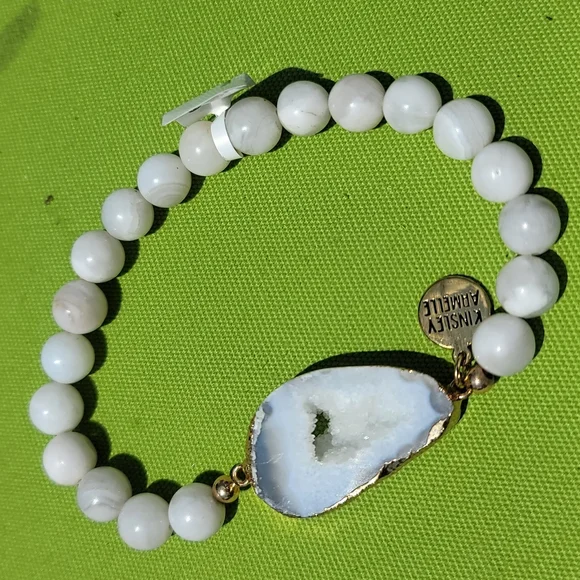 Kinsley Armelle Flurry Bracelet Gold and White Agate Stone On Pepper Beads - Picture 2 of 4